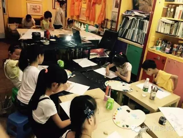 专业绘画培训班：小黄人的世界（5-7岁）